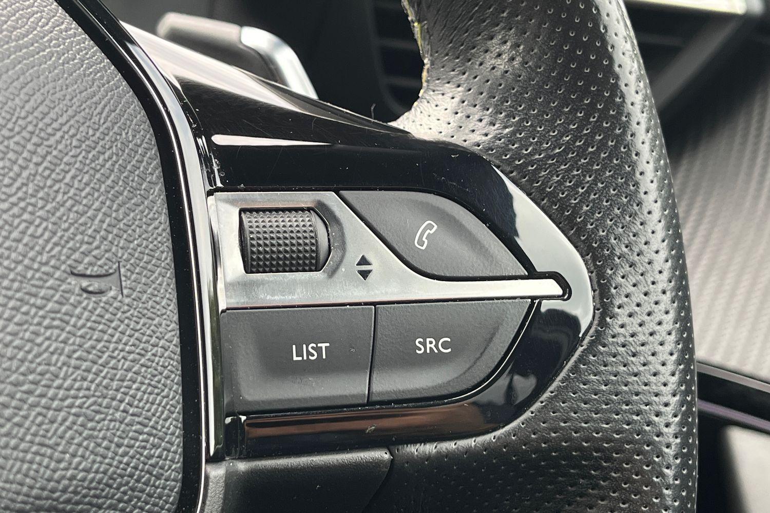 Peugeot 2008 Photo 37