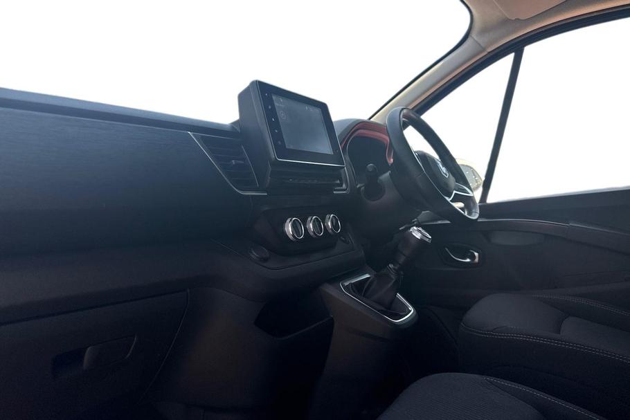 Used Renault TRAFIC MM73KJN 3