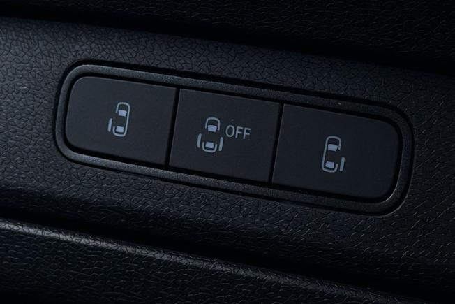VOLKSWAGEN Id. Buzz Photo 25