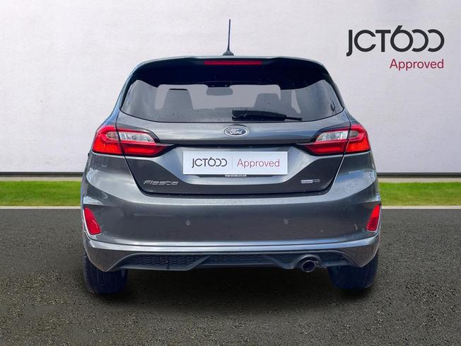FORD Fiesta Photo 7
