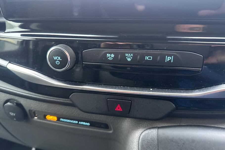 Used Ford TRANSIT WO25UCT 31