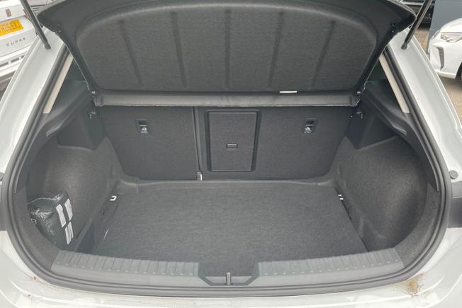 SEAT Leon Photo 12