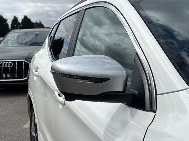 NISSAN Qashqai Photo 20