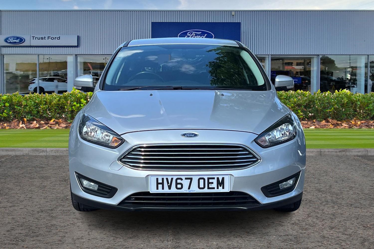 Ford FOCUS Photo 5