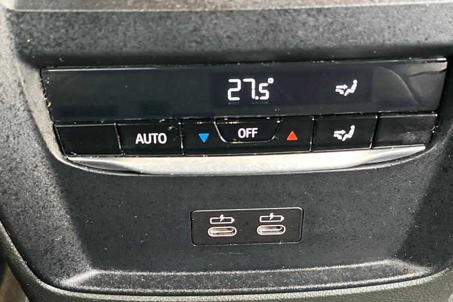 BMW 3 SERIES Photo autoimg-5c43f64491bcbf67b3cc565c95e6664e45576408.jpg