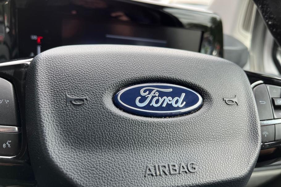Used Ford TRANSIT CUSTOM LC73AGK 40