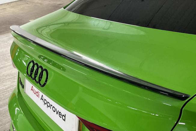 AUDI RS3 Photo 33