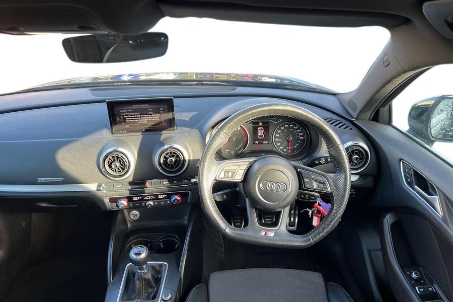 Audi A3 Photo autoimg-5c4b9756d63139c9da796c430960018ce7aaa842.jpg