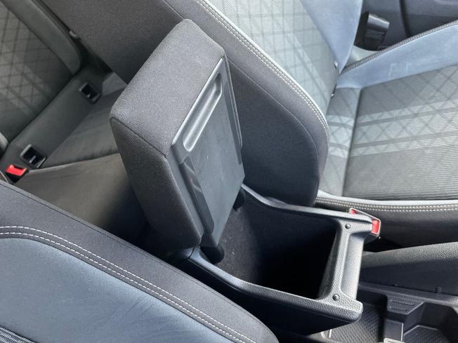 VOLKSWAGEN Polo Photo 40