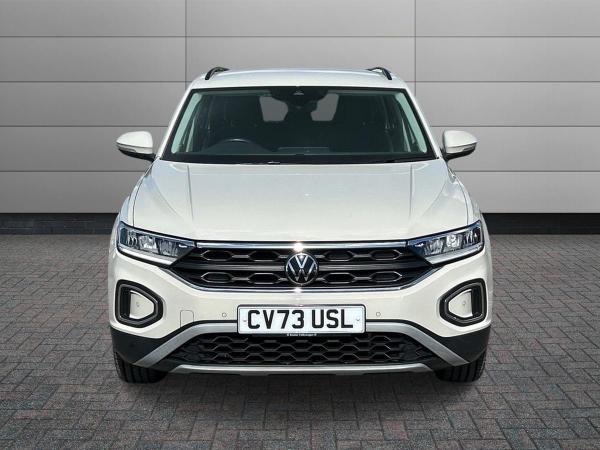 Volkswagen T-Roc Photo autoimg-5c53b69ee5bc85c94ea6a3b207526629deac1564.jpg