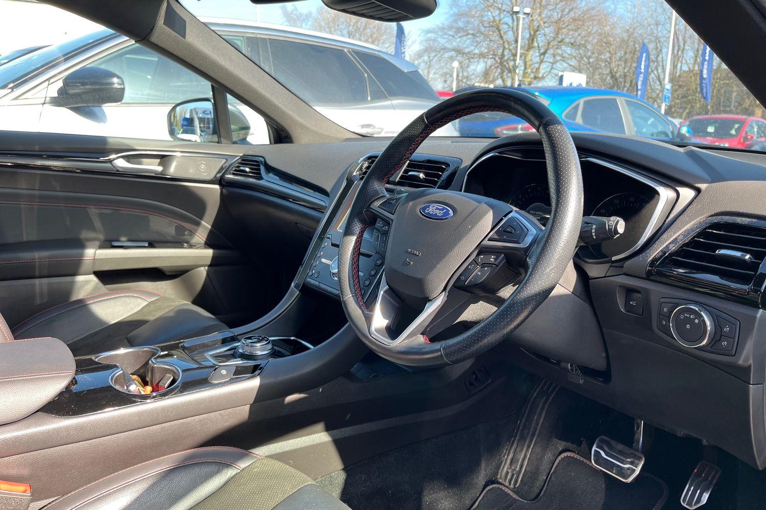 Ford MONDEO Photo 16