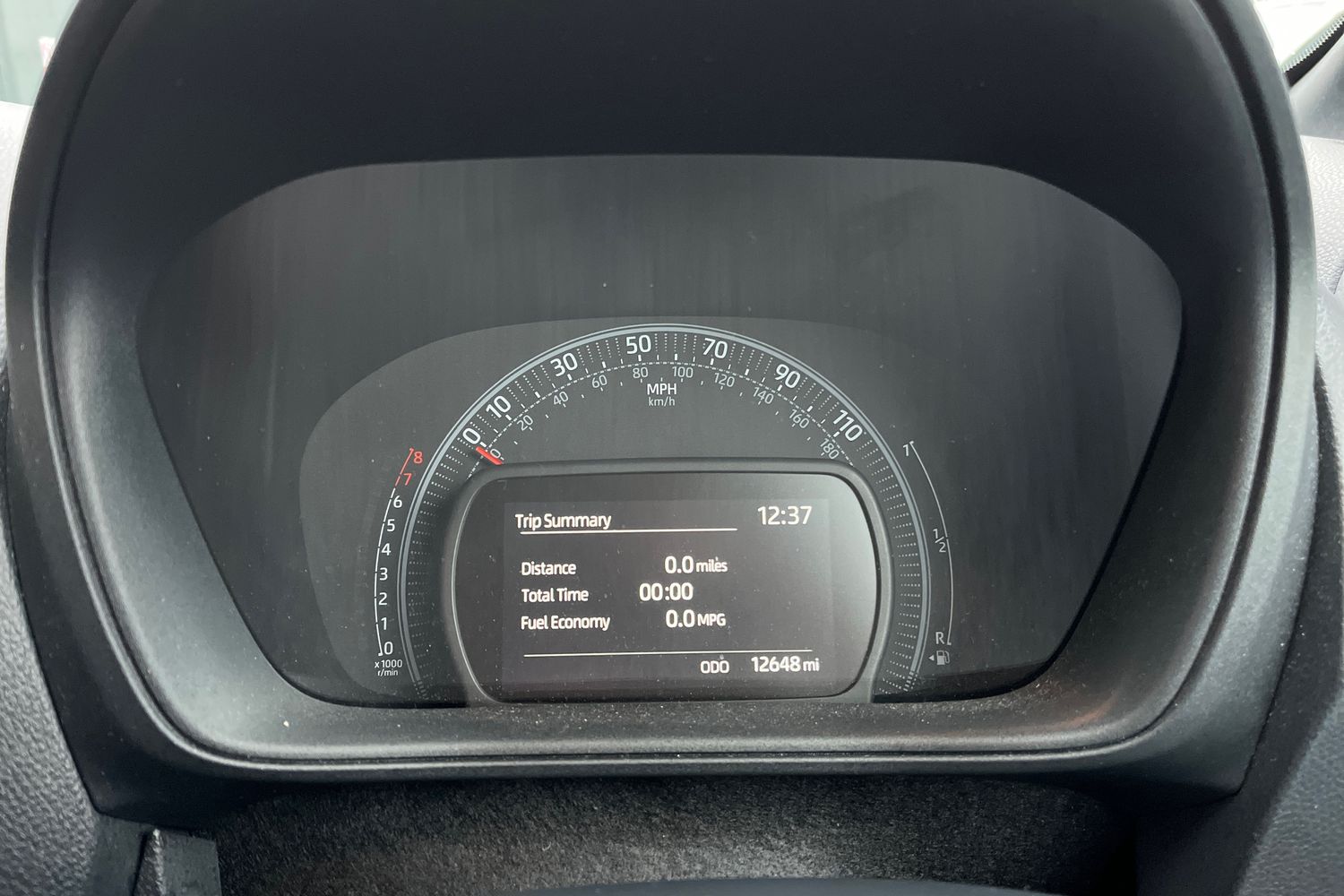 Toyota AYGO X Photo 12