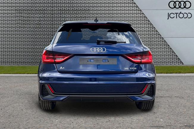 AUDI  A1 Sportback  Photo 7