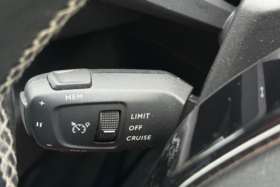 Peugeot 5008 Photo autoimg-5c5b02e179734ea845519bde5911a8b653d1c5bd.jpg