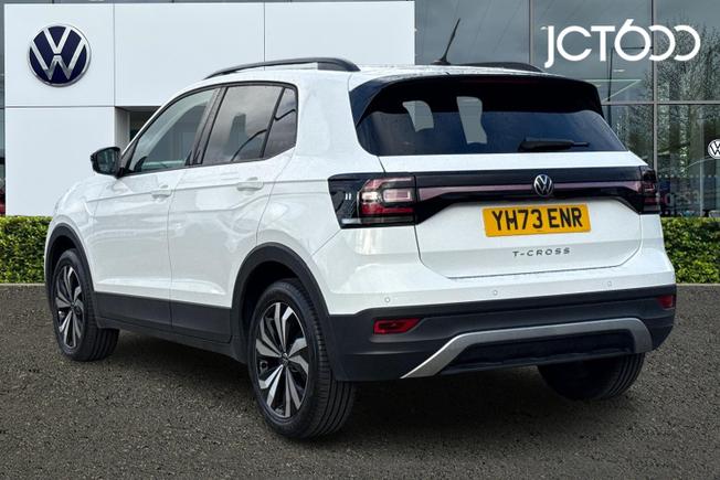 VOLKSWAGEN T-Cross Photo 3