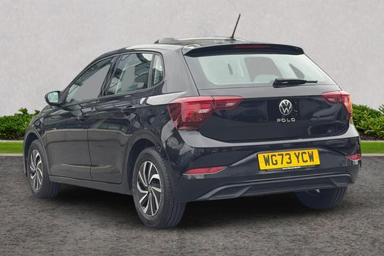 Volkswagen Polo Photo autoimg-5c6cb5c0423f025bca539104f75b0740f40e6da2.jpg