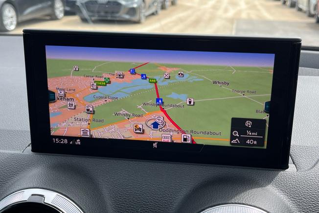 AUDI Q2 Photo 14
