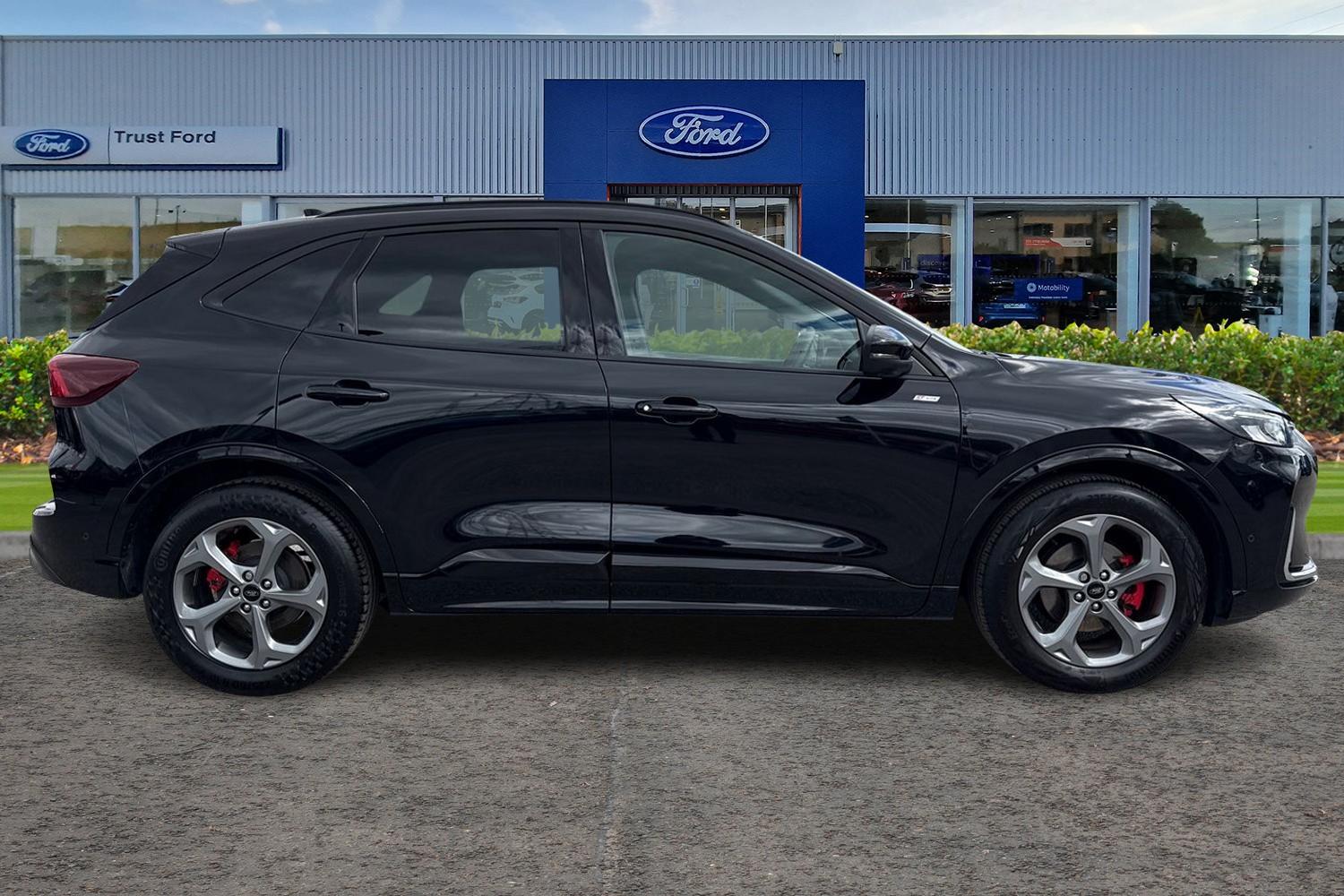 Ford KUGA Photo 2