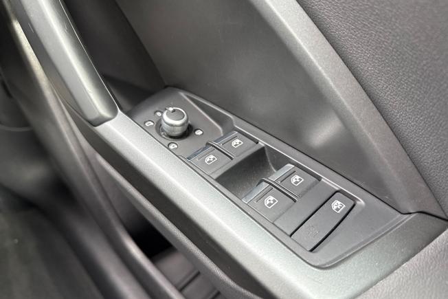AUDI Q3 Photo 35