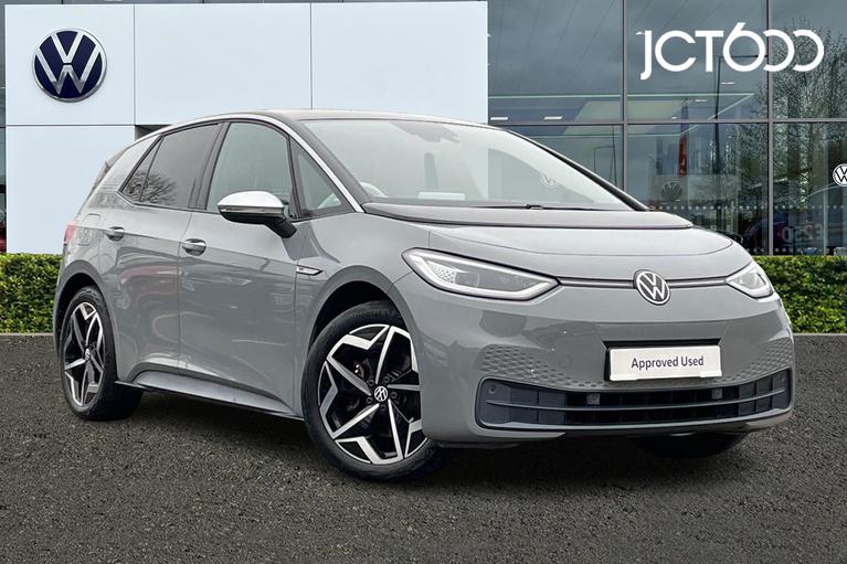 Used 2020 Volkswagen ID.3 1st Edition Plus Pro Power 1-speed automatic 5 Door Moonstone Grey Black at JCT600