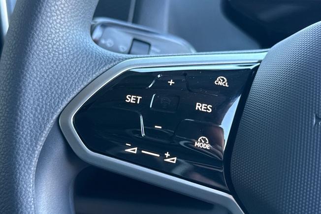 VOLKSWAGEN Id. Buzz Photo 16