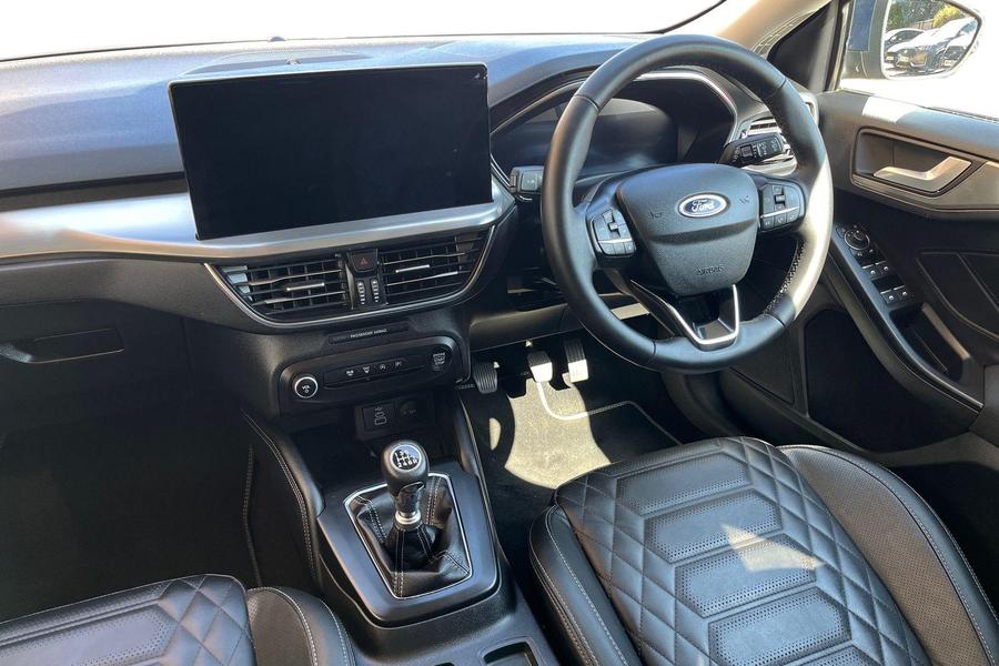 Ford FOCUS Photo autoimg-5c73561683cfbc37973ef46b2472af0c4fcd8c47.jpg