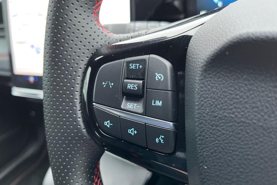Ford PUMA Photo autoimg-5c77b8eb6eb085cd25d4048f208c317658556b40.jpg