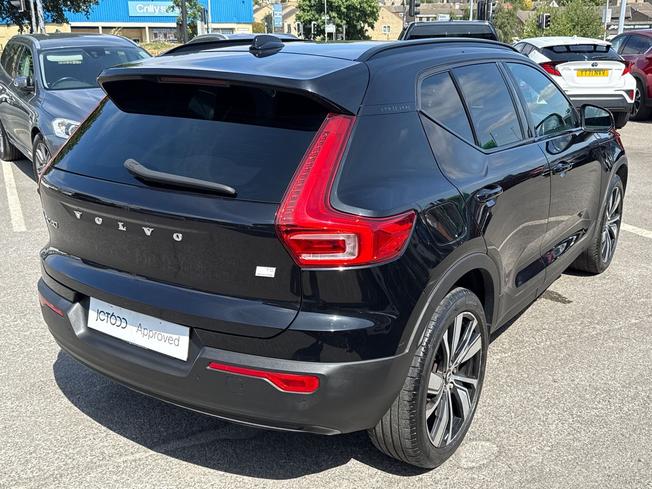 VOLVO Xc40 Photo 36