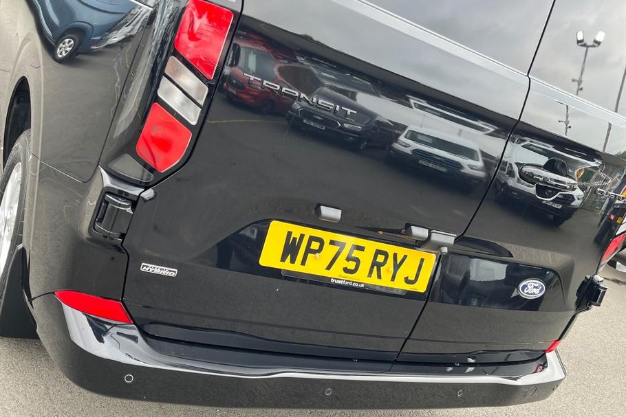 Used Ford TRANSIT CUSTOM WP75RYJ 39