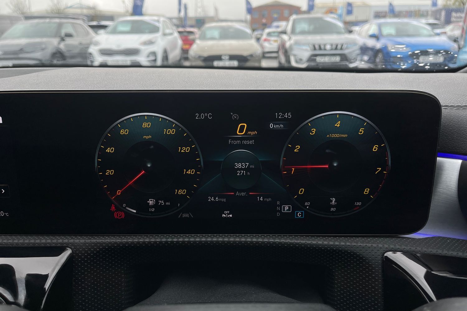 Mercedes-Benz CLA Photo 12