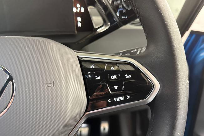 VOLKSWAGEN ID.3 Photo 17