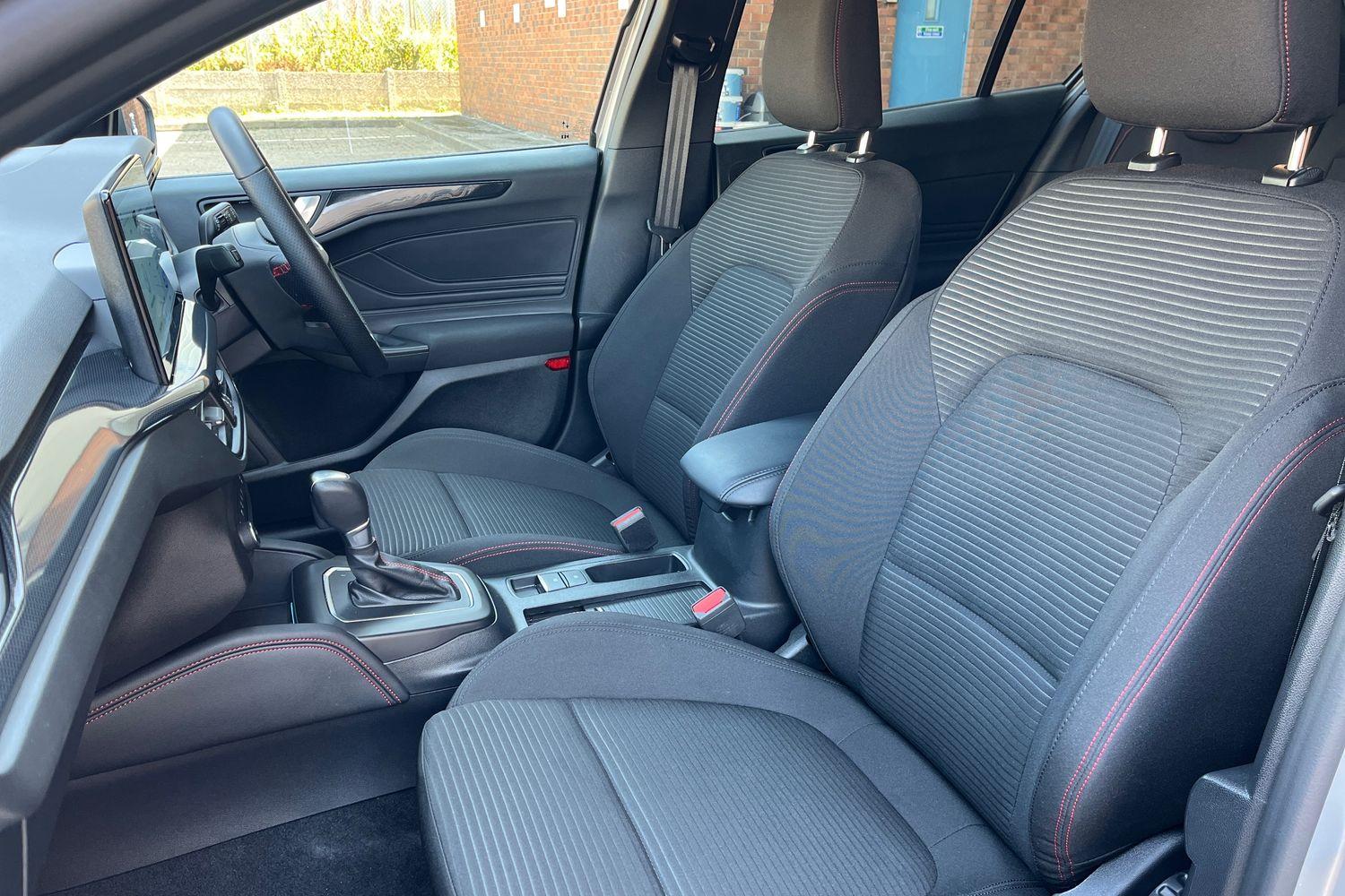 Ford Focus Photo 18