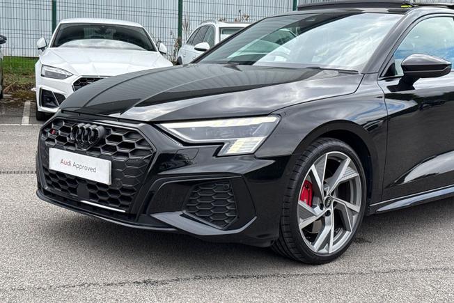Audi S3 Photo 23
