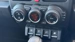 Suzuki JImny Photo 11