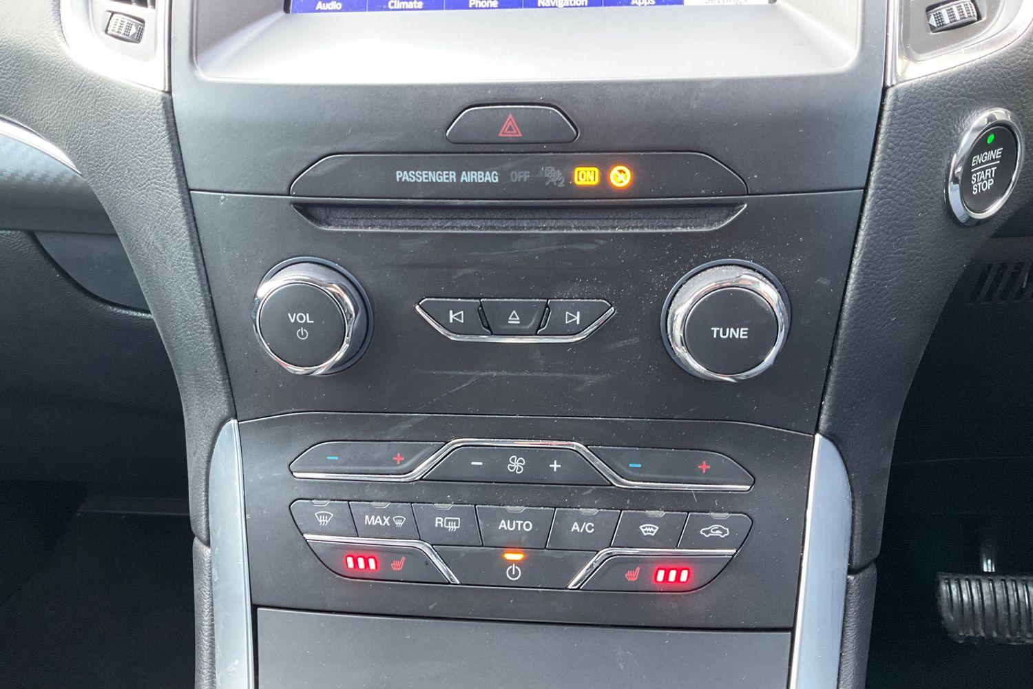 Ford S-MAX Photo 27