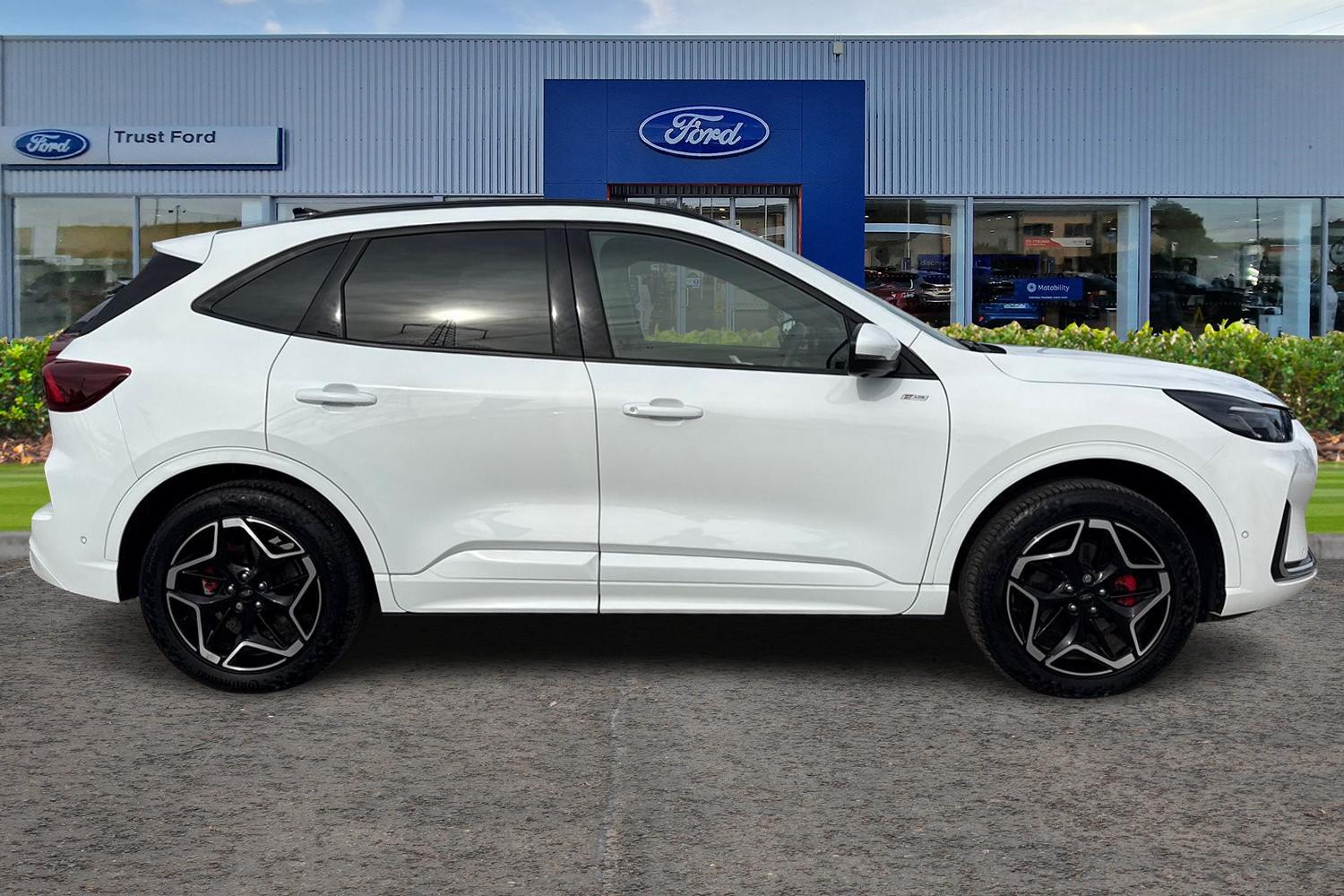 Ford KUGA Photo 2