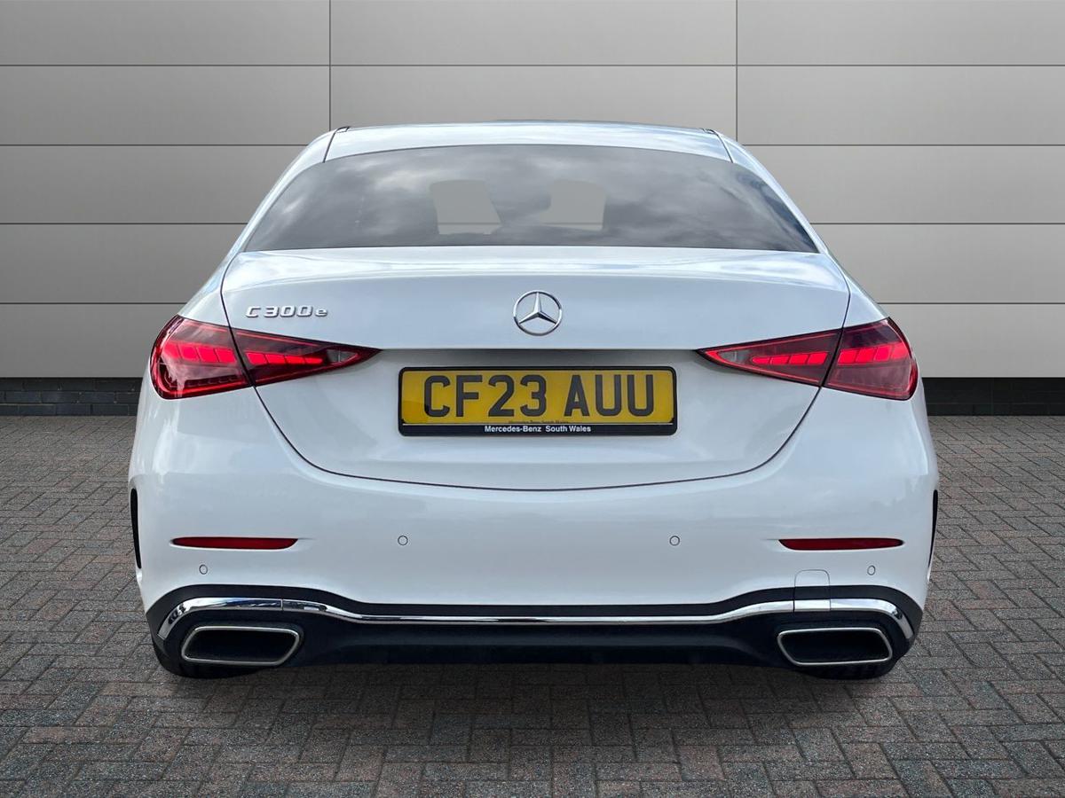 Mercedes-Benz C Class Photo 6