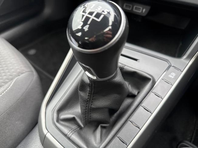 VOLKSWAGEN Polo Photo 32
