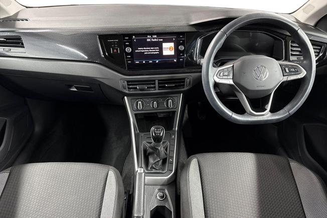 VOLKSWAGEN Polo Photo 10