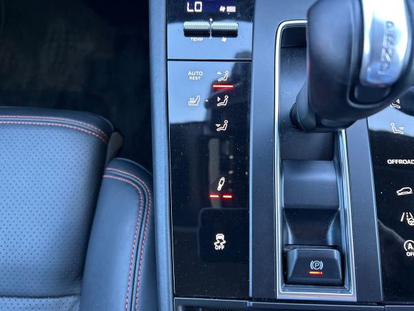Porsche Macan Photo autoimg-5c957a5faea1c209744cec42d88ec51d7a581c56.jpg