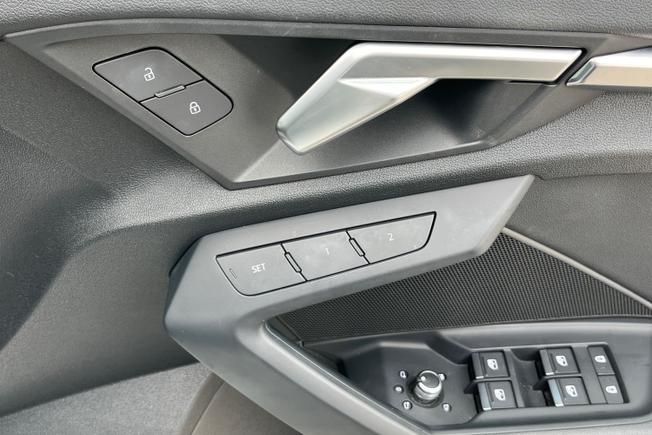 AUDI S3 Photo 52