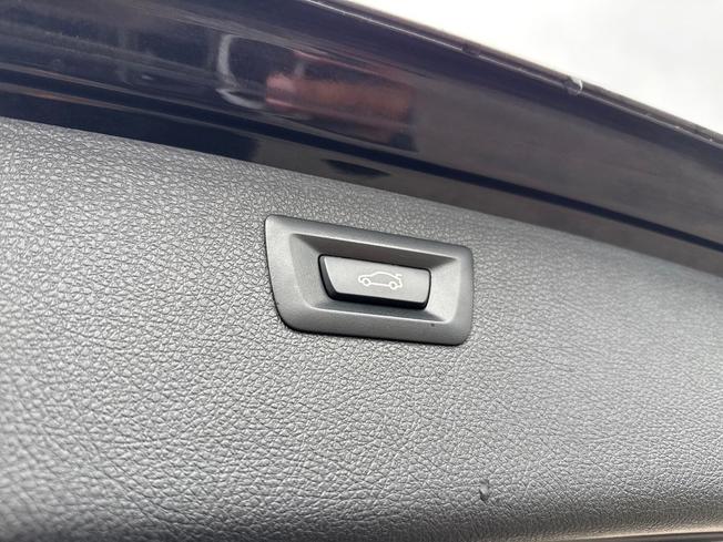 BMW 3 Series Photo 22