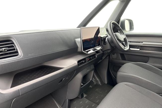VOLKSWAGEN ID. Buzz Cargo Photo 2