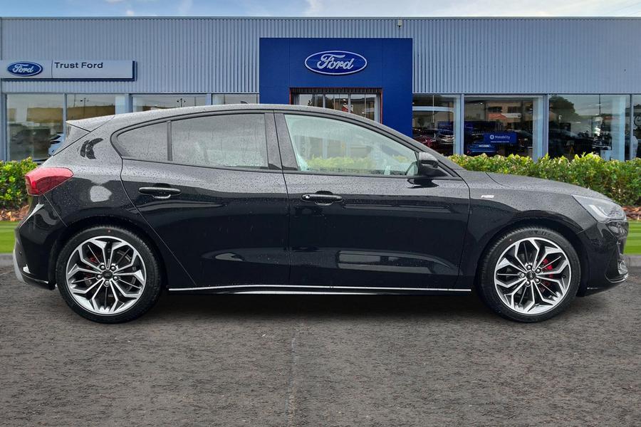 Ford Focus Photo autoimg-5c9d5581470dbb273f59d504898d15a4a4d0696d.jpg