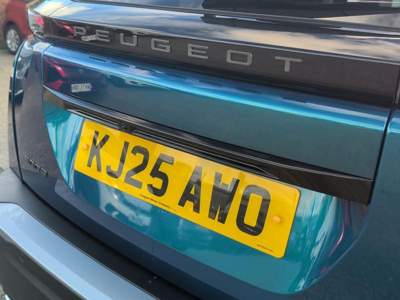 Used Peugeot 2008 KJ25AWO 36