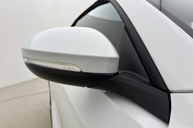 Volkswagen T-Roc Photo 20