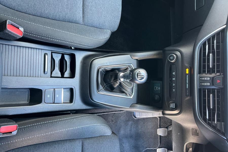 Ford Focus Photo autoimg-5ca83176701116ede11dc40e464d15edf712cb46.jpg