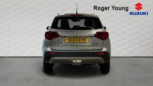 Suzuki Vitara Photo autoimg-5cafc4f127d8751b666908f1427446632a9051bd.jpg