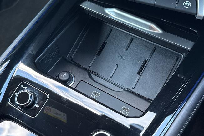 AUDI Q3 Photo 38