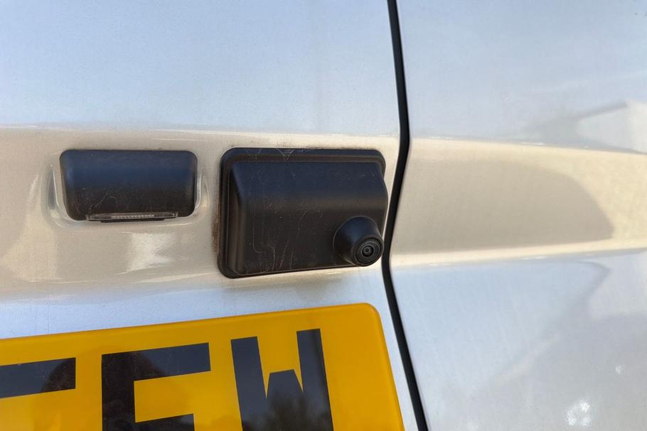 Used Ford TRANSIT CUSTOM YM25EFW 19